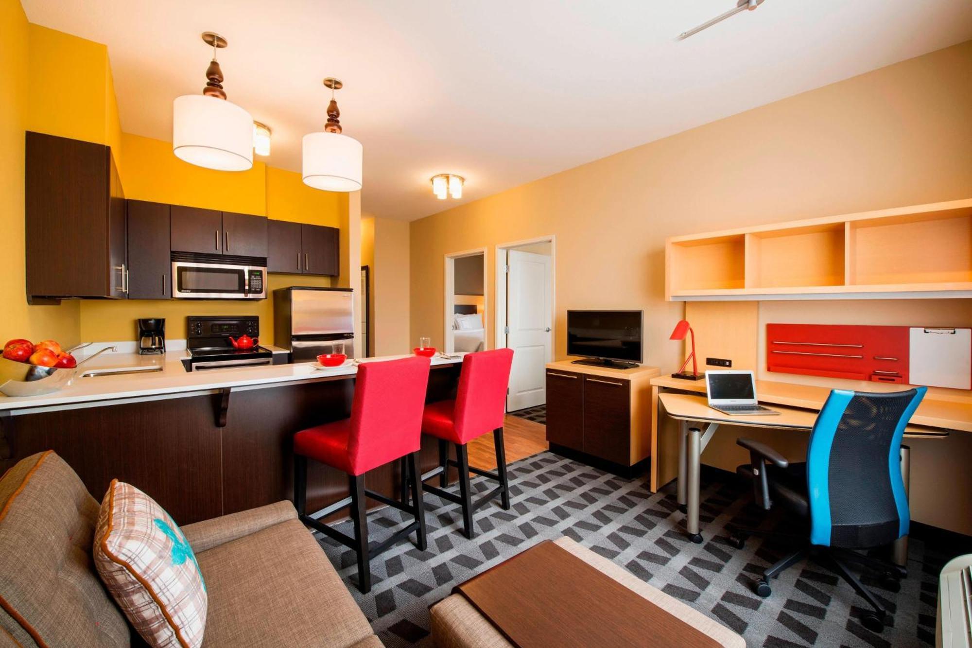 Towneplace Suites By Marriott Red Deer Luaran gambar